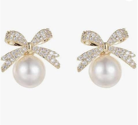 Butterfly Pearl Earrings - Stylish Jewelry for Girls, Perfect Gift for Parties, One Pair