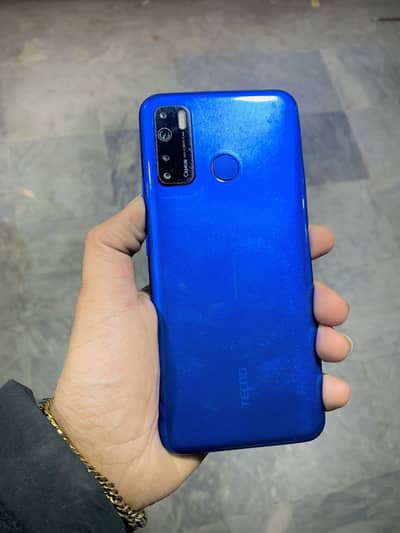I’m selling Tecno camon 15 (4/64) condition (10/9) just 12000