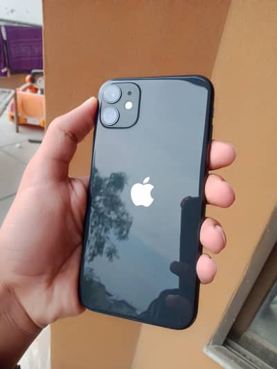 Apple iPhone 11 black waterpack 10/9.5 condition all okay