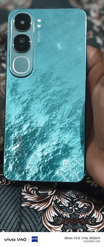 vivo y200 8 128 complete box 10 month warranty