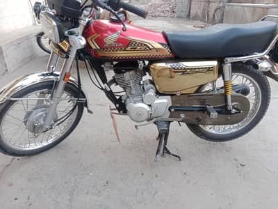 Honda 125 Golden