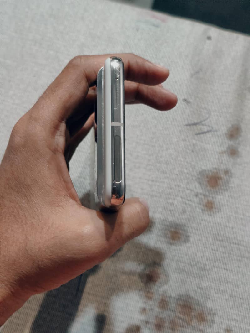 Google Pixel 8 Pro 4