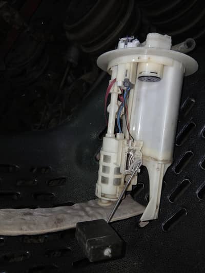 vitz spider fuel pump