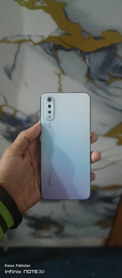 VIVO S1 4+128