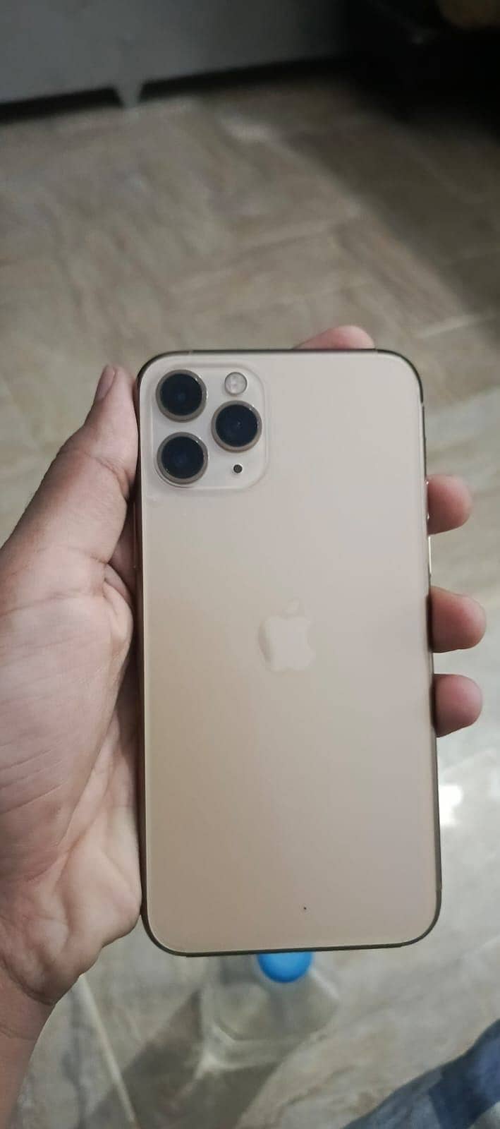 Iphone 11 pro 4