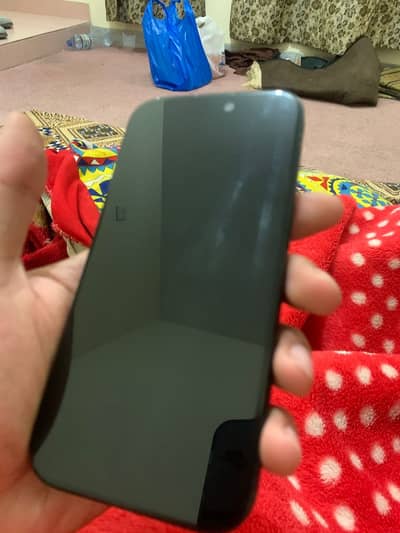 iPhone 16 black colour