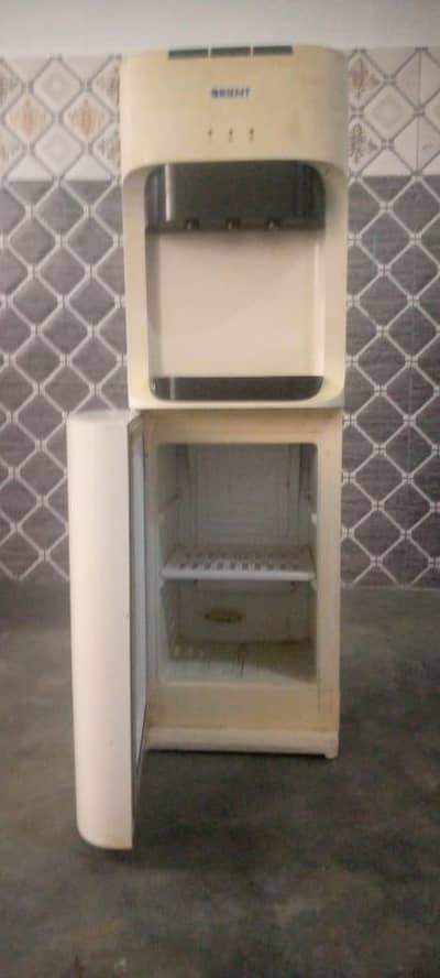 Drinking Water Dispenser