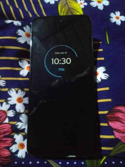 4 gb Ram 128 gb memory