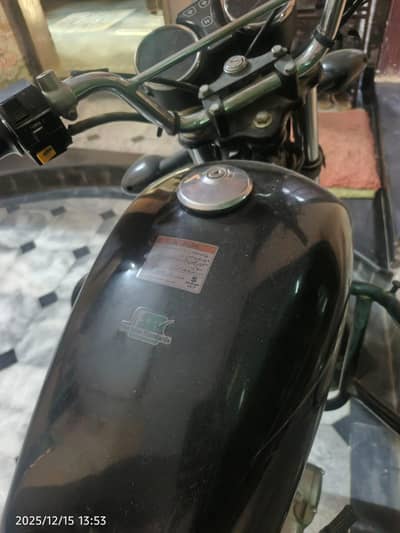 bilkul ok h bike Suzuki  GS 150