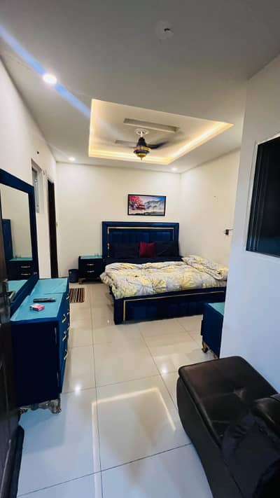 One bedroom fully furnished for short term 3 hour