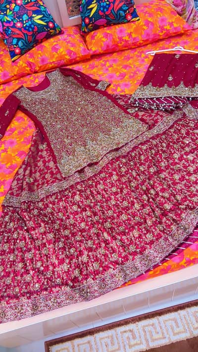 New condition. wear only few hours for my wedding