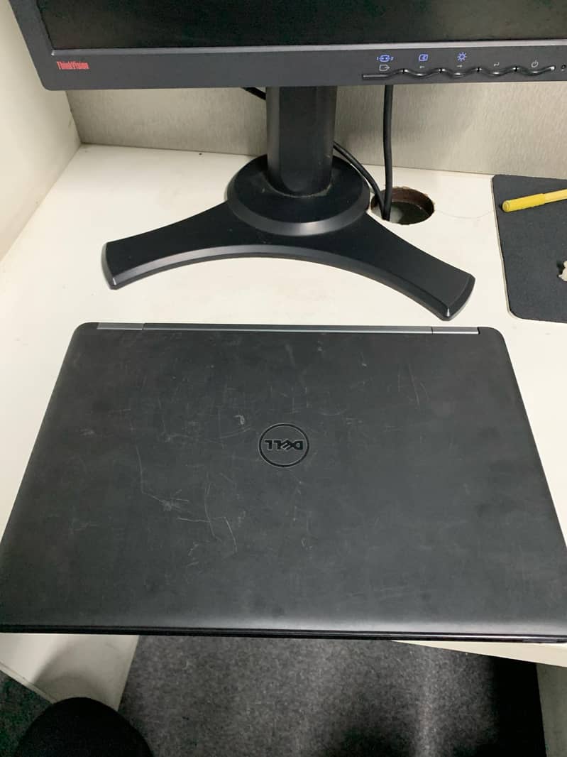 Dell  E5250 1
