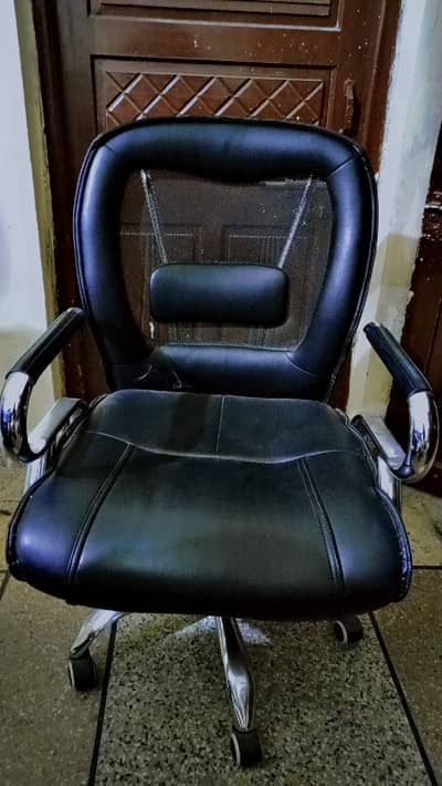 imported Office Chairs 360 rotate pure steel chair's,
