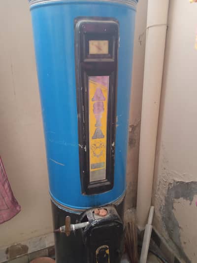 Asia Large Size Geyser | Fully Working | Excellent Condition