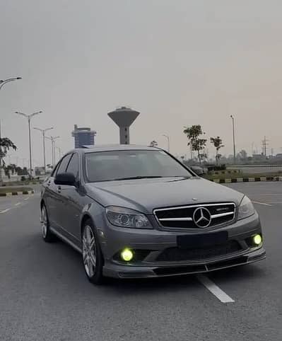 W204 Mercedes C-Class bumper’s splitter/lip