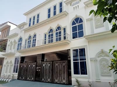 House for sale in Rahim Yar khan