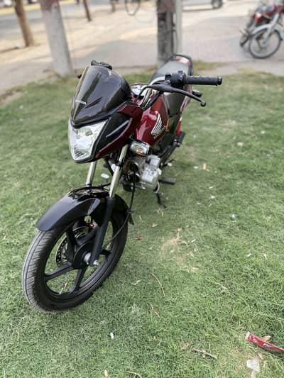 Honda CB 125 F
