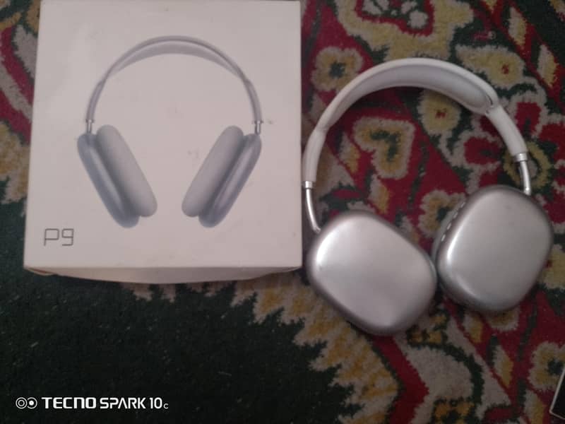 wireless headphone 0