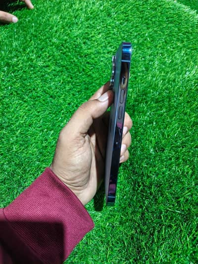 With box battery health 88 urgent sale total orignal phone 256 gb