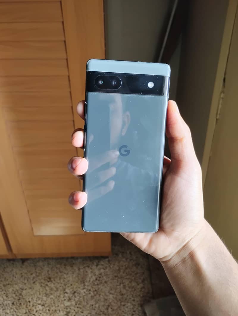 Pixel 6a US MODEL 0