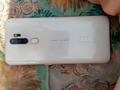 urgent sale 10+10 condition   Mobile Box complete