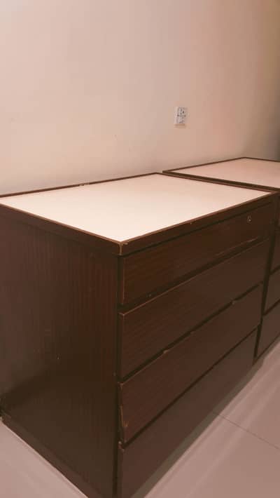 Drawer chest