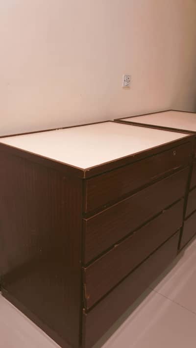 Drawer Chest