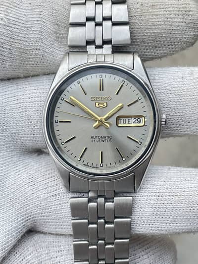 Seiko 5 Automatic