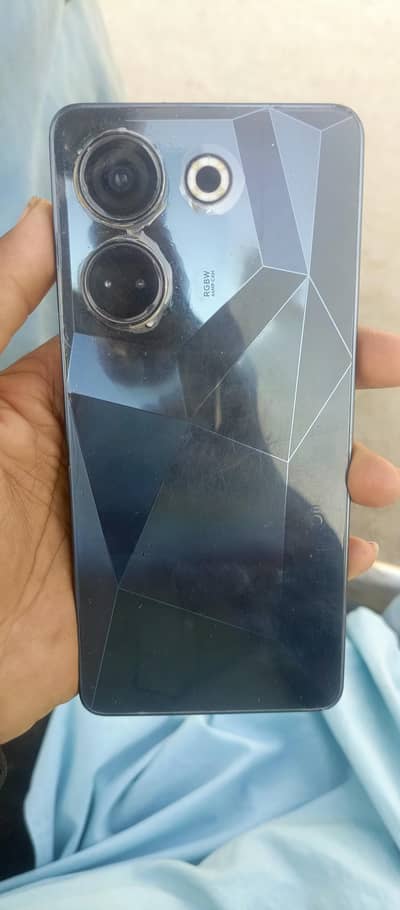 Tecno Camon 20