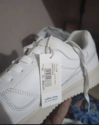 Unfied shoes orgnal read ad