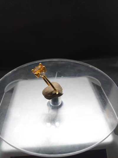 Ring / yellow /Gold/ sapphire/ diamond