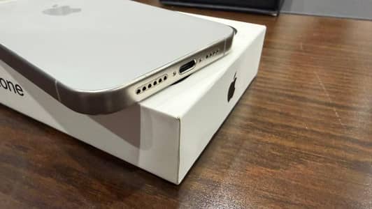 Apple iPhone 15 Pro Max