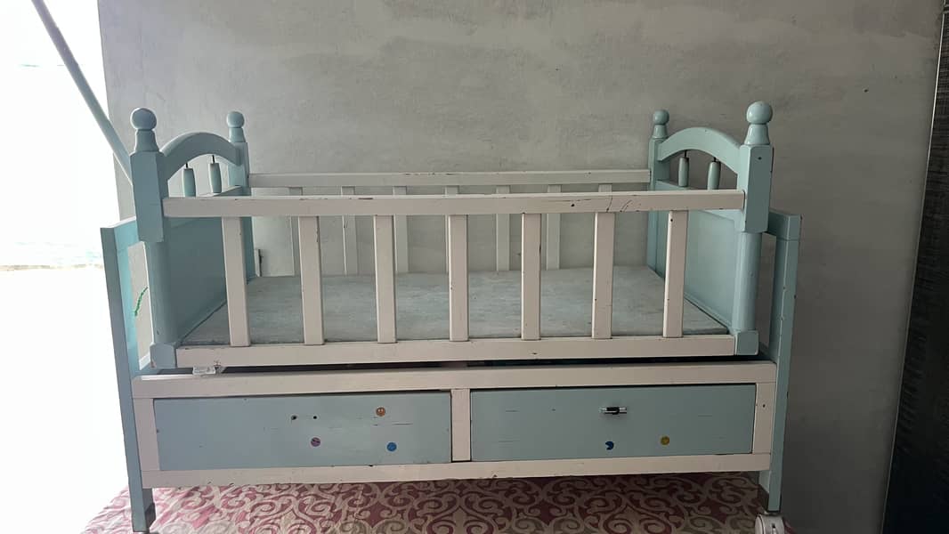 Baby cot 2