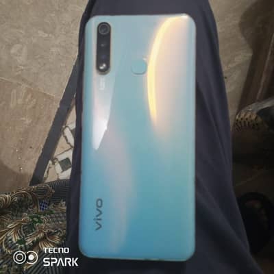 bohat acha ha phone new condition