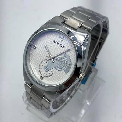 Elegant Men’s Stainless Steel Watch (Silver Chain)