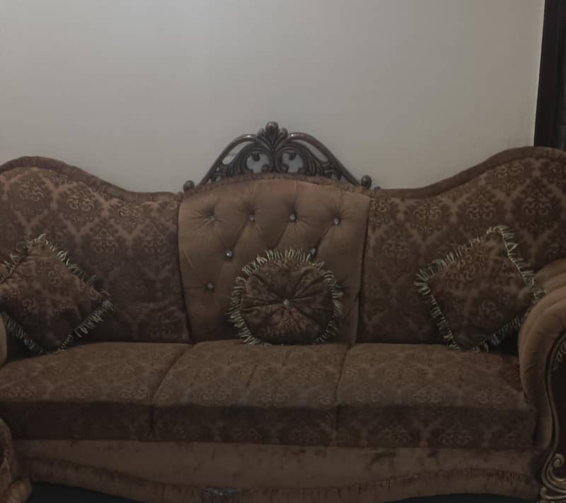 5 seates sofa 1