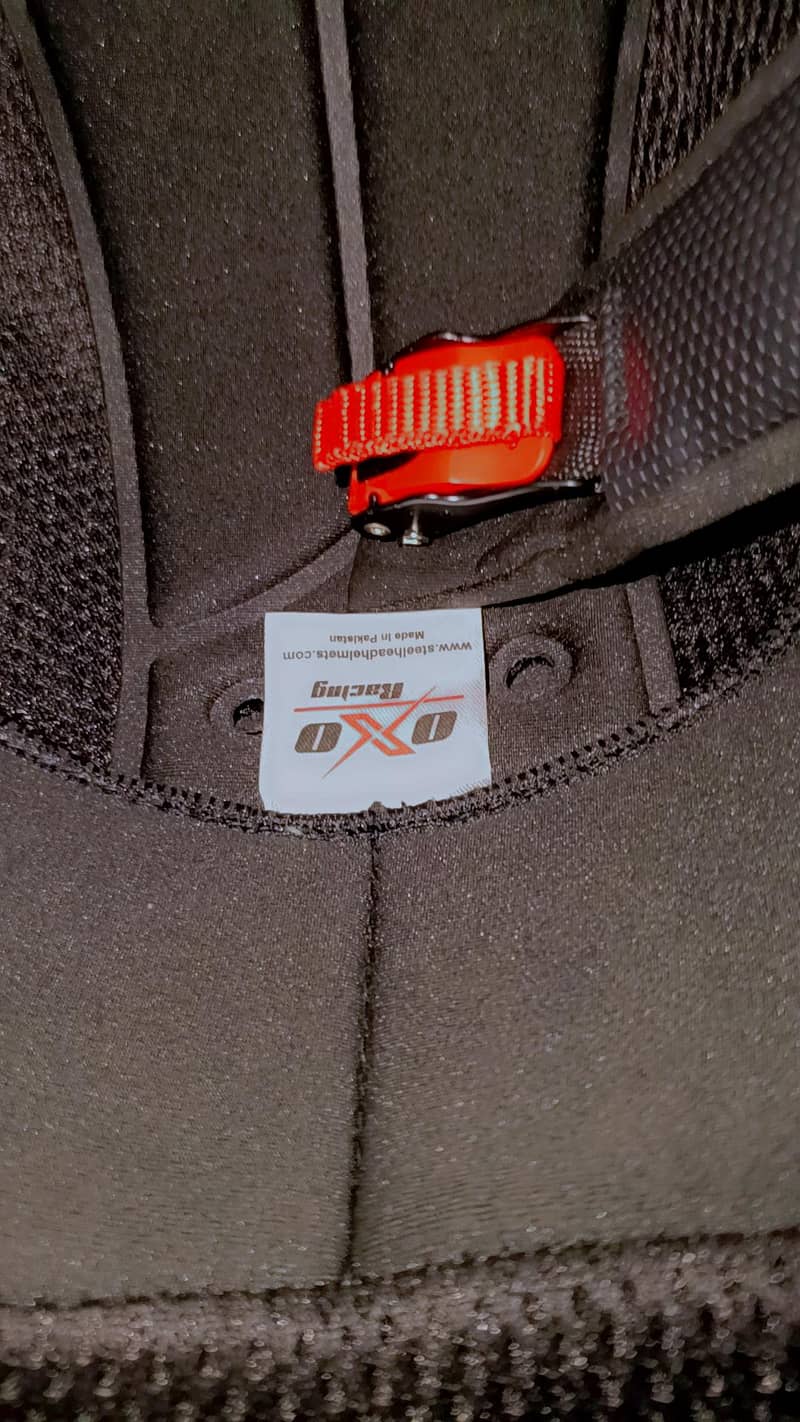 Oxo Helmet 2