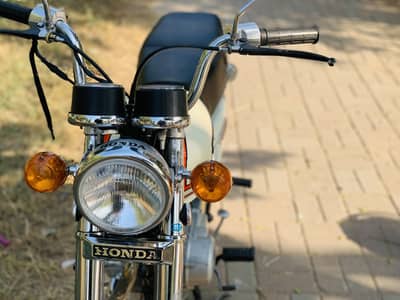 Honda CG 125 total antique japanese