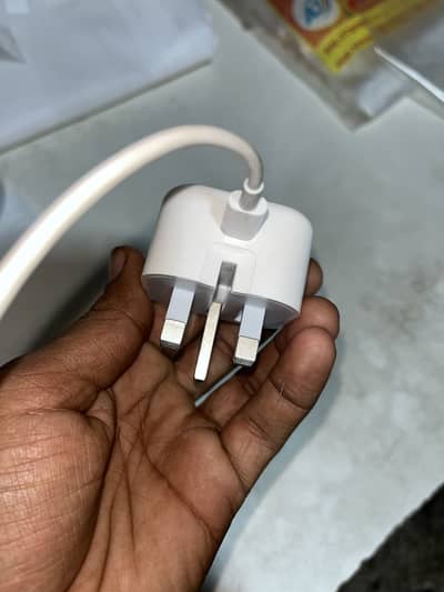 Apple original charger for iphone x to iphone 15 used but like new .