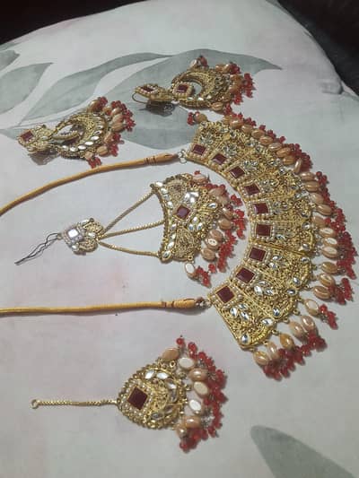 stylish jewellery set