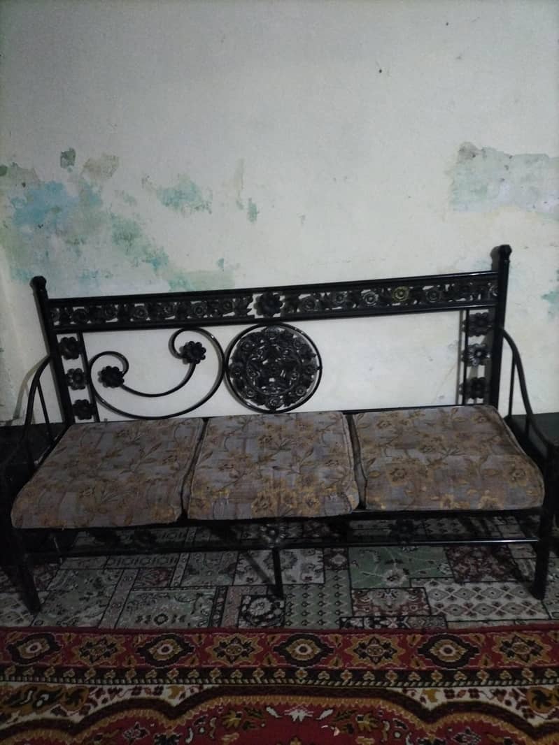 5 seater sofa 4