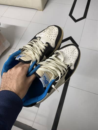 Nike jordan travisscot