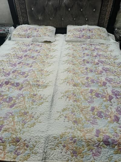 Embossed bedsheet