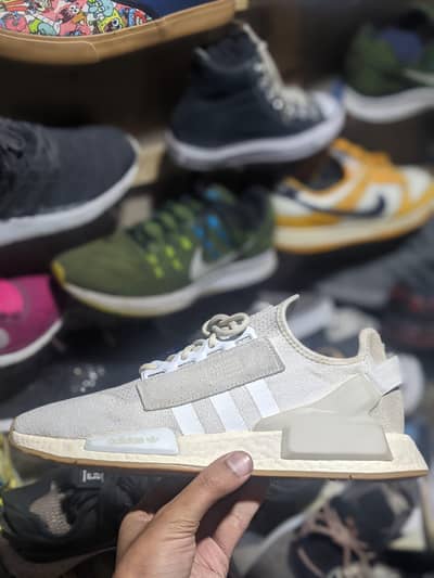 ADDDIDAS ORIGINAL IMPORTED SHOES