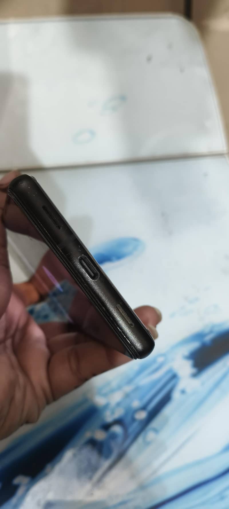 google pixel 6a. . . 2