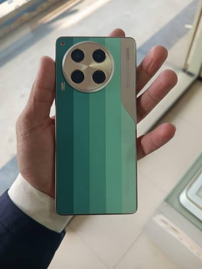 Tecno Camon 30 8/256