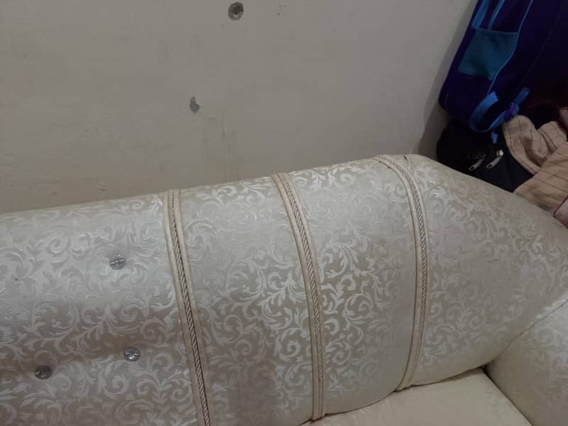 3 Seater Sofa 7