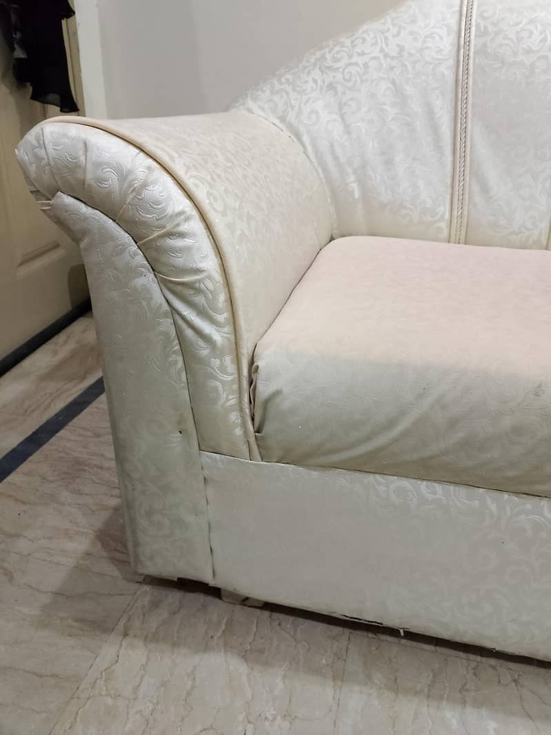 3 Seater Sofa 19