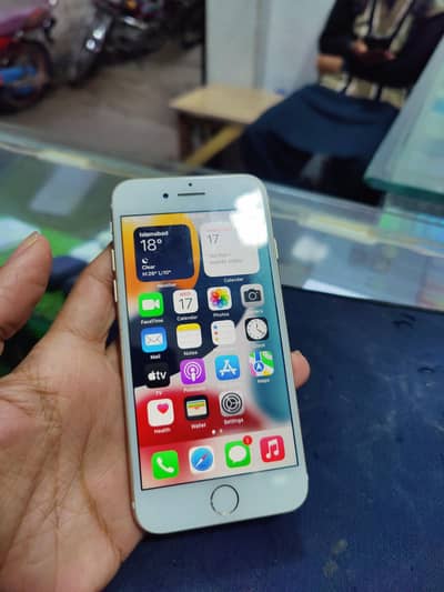 iPhone 7 32Gp 10 by 10 condition all okay