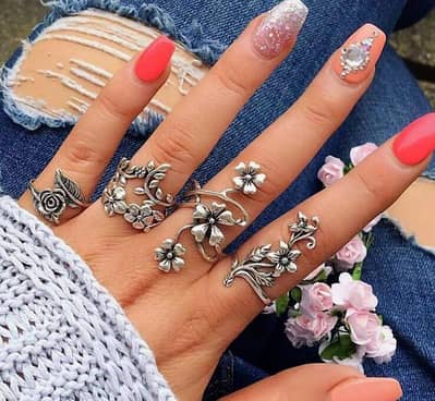 4 Pcs Silver Rings (Western & Korean) – Sizes 15-18 + Delivery 